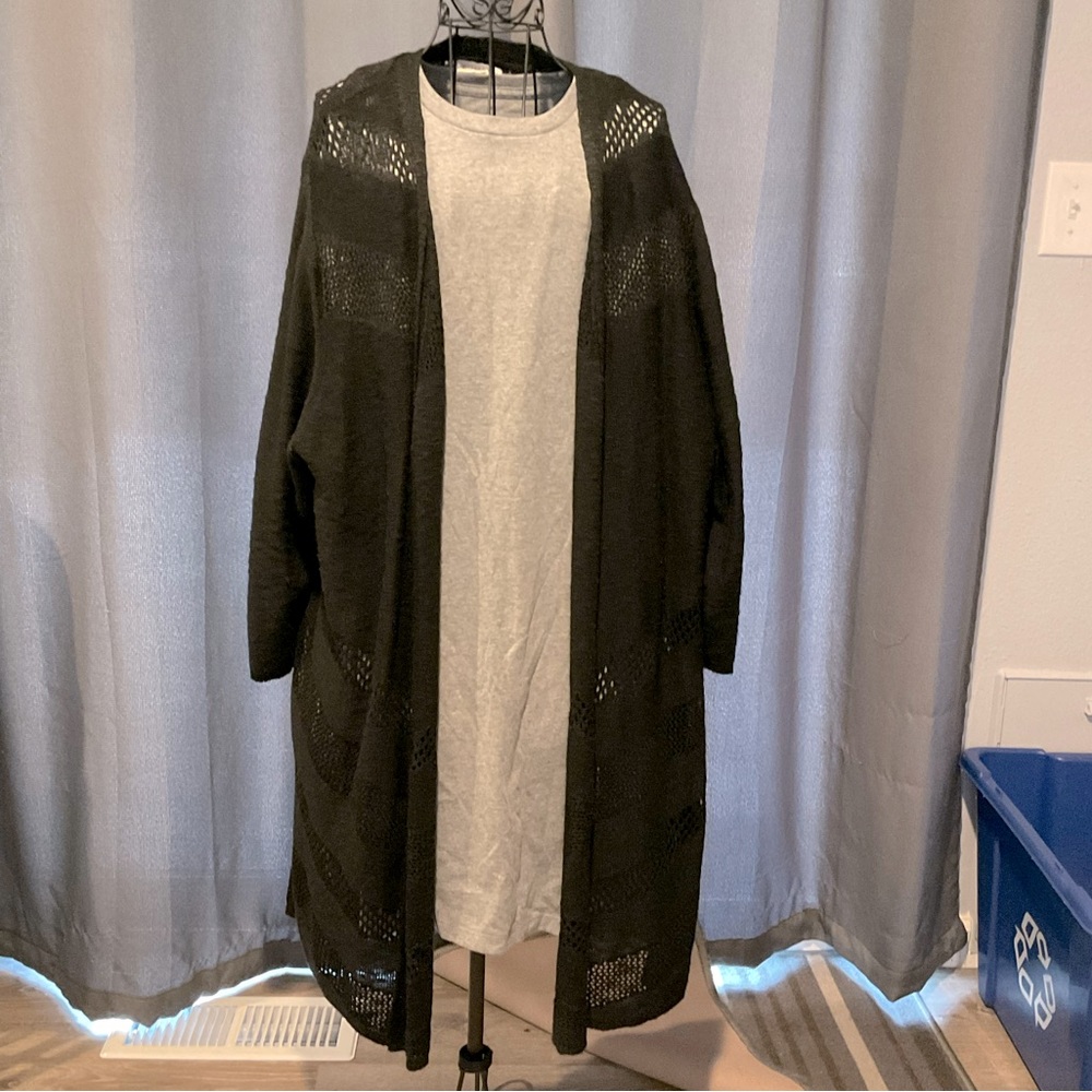 3/4 Sleeve Eyelet Cardigan